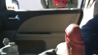 گلابی ٹاپ میں حیرت ا ...