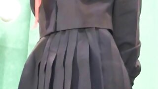 یہ busty nympho اس ک ...