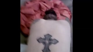 سینگ باس اپنے اسسٹنٹ ...